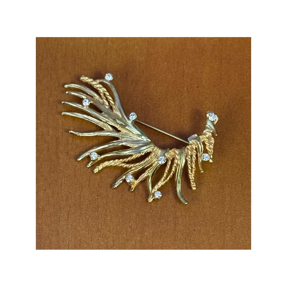 Vintage Unique Gold Tone Plume Spray Brooch Pin Mid Century Costume Jewelry